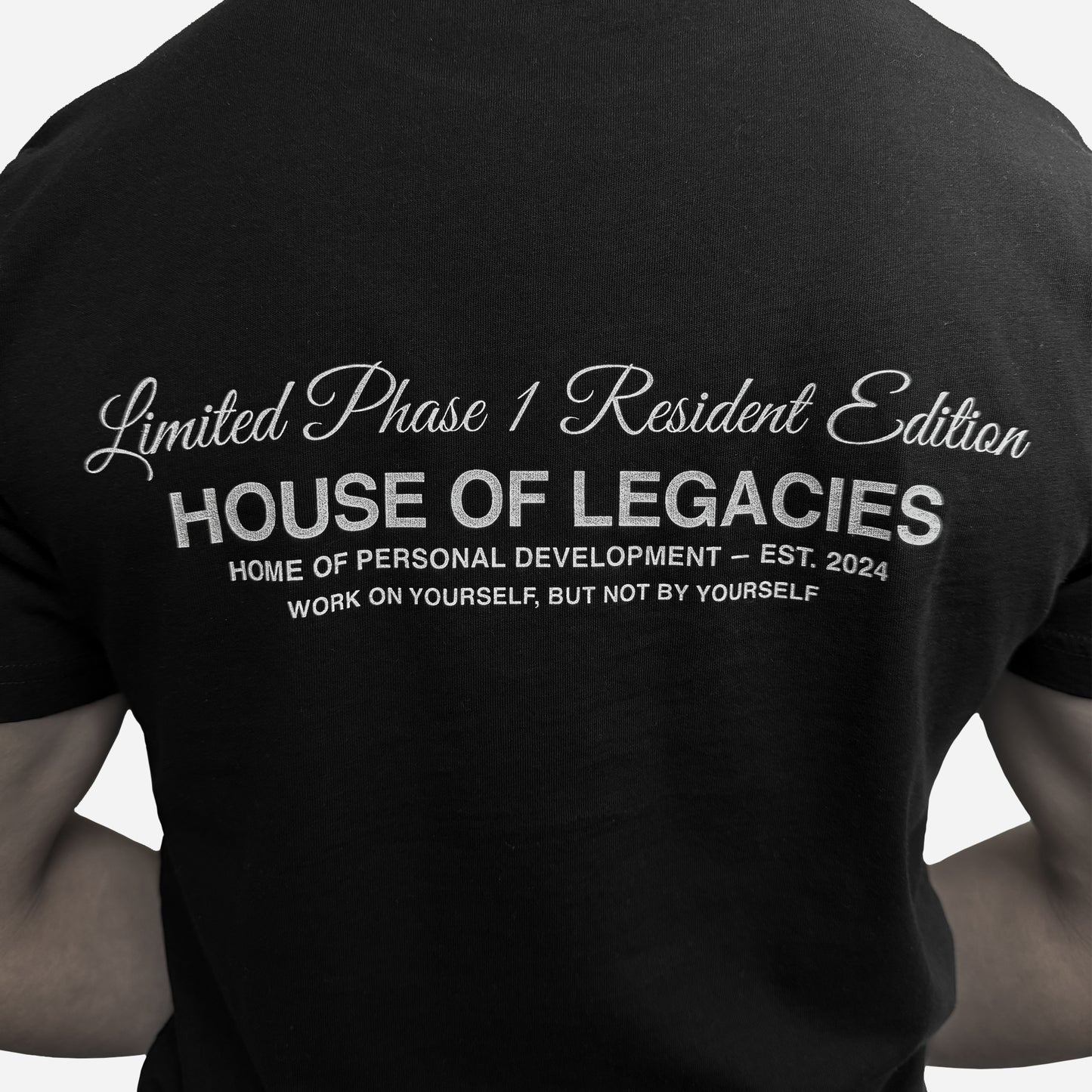 THE SIGNATURE BLACK RESIDENT T-SHIRT